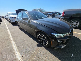 2026 BMW 3 Series Sedan 330i xDrive NA - miniatura 3