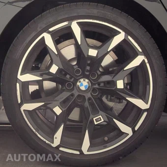 2026 BMW 3 Series Sedan 330i xDrive NA M SPORT LINE - miniatura 35