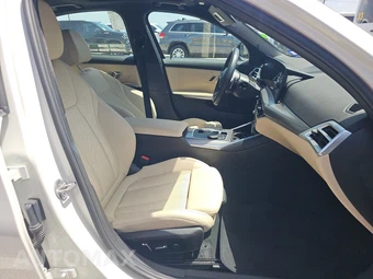 2026 BMW 3 Series Sedan 330i xDrive NA M SPORT LINE - miniatura 8