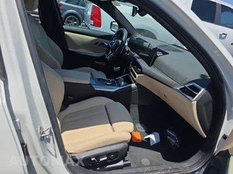 2026 BMW 3 Series Sedan 330i xDrive NA M SPORT LINE - miniatura 14