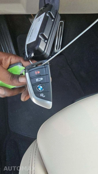 2026 BMW 3 Series Sedan 330i xDrive NA M SPORT LINE - miniatura 24
