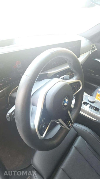 2026 BMW 3 Series Sedan 330i xDrive NA M SPORT LINE - miniatura 32