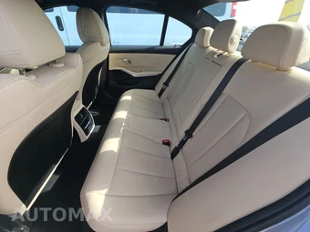2026 BMW 3 Series Sedan 330i xDrive NA M SPORT LINE - miniatura 13