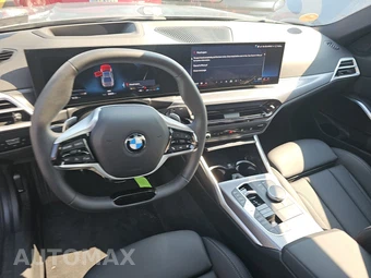 2026 BMW 3 Series Sedan 330i xDrive - miniatura 11