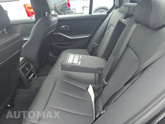 2026 BMW 3 Series Sedan 330i xDrive - miniatura 13