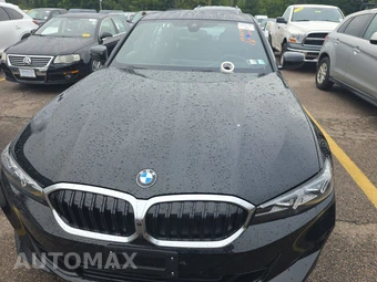 2026 BMW 3 Series Sedan 330i xDrive - miniatura 2