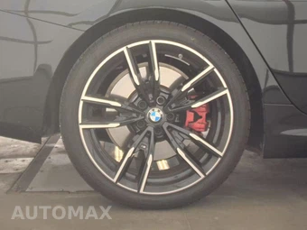 2026 BMW 3 Series Sedan M340i xDrive NA – miniatura 11