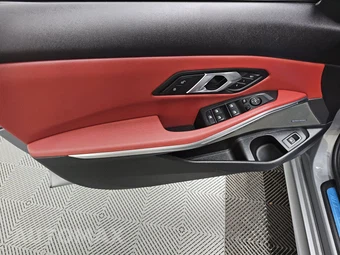 2026 BMW 3 Series Sedan M340i xDrive NA – miniatura 9