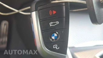 2026 BMW 3 Series Sedan M340i xDrive NA - miniatura 17
