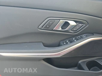 2026 BMW 3 Series Sedan M340i xDrive NA - miniatura 9