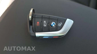 2026 BMW 3 Series Sedan M340i xDrive NA - miniatura 17