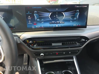 2026 BMW 3 Series Sedan M340i xDrive – miniatura 17