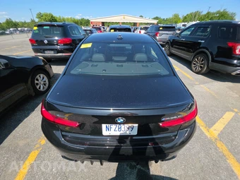 2026 BMW 3 Series Sedan M340i xDrive - miniatura 5