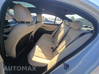 2026 BMW 3 Series Sedan M340i xDrive - miniatura 13