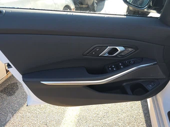 2026 BMW 3 Series Sedan M340i xDrive - miniatura 9