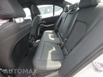 2026 BMW 3 Series Sedan M340i xDrive - miniatura 19