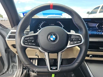 2026 BMW 3 Series Sedan M340i xDrive - miniatura 10