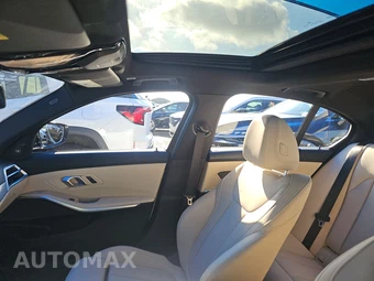 2026 BMW 3 Series Sedan M340i xDrive - miniatura 14