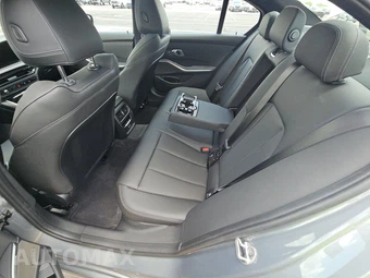 2026 BMW 3 Series Sedan M340i xDrive – miniatura 13