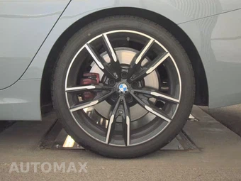 2026 BMW 3 Series Sedan M340i xDrive - miniatura 10