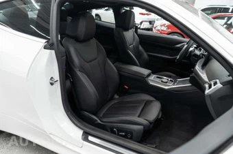2026 BMW 4 Series Coupe 430i xDrive - miniatura 10
