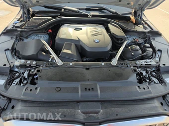 2026 BMW 5 Series Sedan 530i M SPORT LINE - miniatura 16