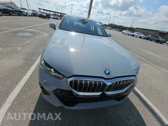2026 BMW 5 Series Sedan 530i M SPORT LINE - miniatura 2