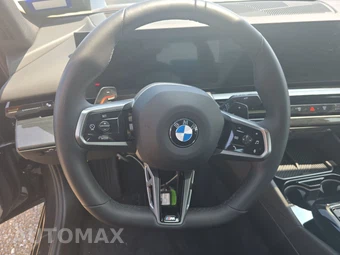 2026 BMW 5 Series Sedan 530i M SPORT LINE - miniatura 10