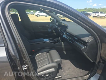 2026 BMW 5 Series Sedan 530i M SPORT LINE - miniatura 8