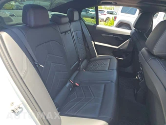 2026 BMW 5 Series Sedan 530i - miniatura 16