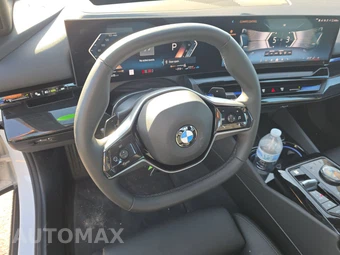 2026 BMW 5 Series Sedan 530i - miniatura 16