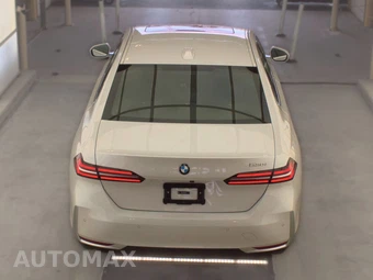 2026 BMW 5 Series Sedan 530i - miniatura 6