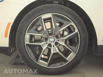 2026 BMW 5 Series Sedan 530i - miniatura 9