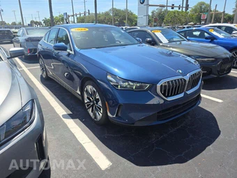 2026 BMW 5 Series Sedan 530i - miniatura 4