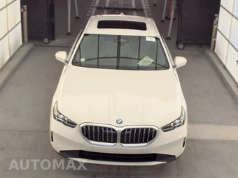 2026 BMW 5 Series Sedan 530i - miniatura 2