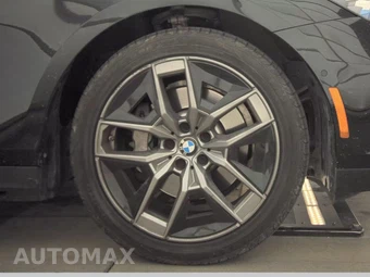 2026 BMW 5 Series Sedan 530i - miniatura 10