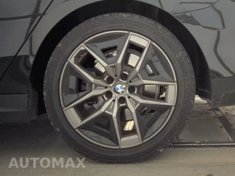 2026 BMW 5 Series Sedan 530i - miniatura 12