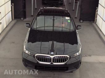 2026 BMW 5 Series Sedan 530i - miniatura 2