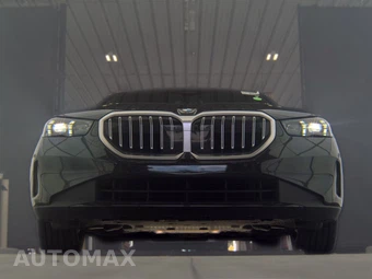 2026 BMW 5 Series Sedan 530i - miniatura 3