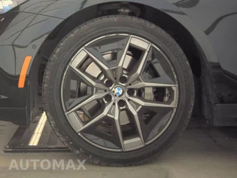 2026 BMW 5 Series Sedan 530i - miniatura 9