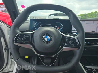 2026 BMW 5 Series Sedan 530i - miniatura 16