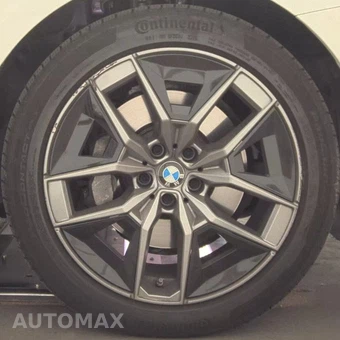 2026 BMW 5 Series Sedan 530i - miniatura 26