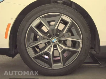 2026 BMW 5 Series Sedan 530i - miniatura 9