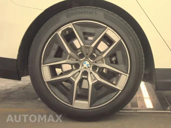 2026 BMW 5 Series Sedan 530i - miniatura 11