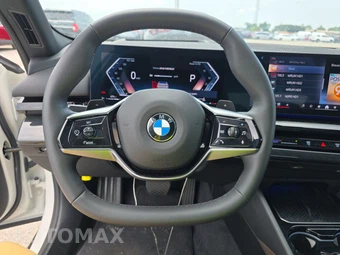 2026 BMW 5 Series Sedan 530i - miniatura 16