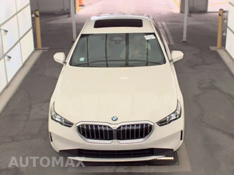 2026 BMW 5 Series Sedan 530i - miniatura 2