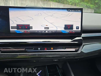 2026 BMW 5 Series Sedan 530i - miniatura 10