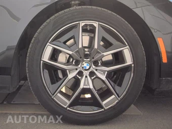 2026 BMW 5 Series Sedan 530i - miniatura 10