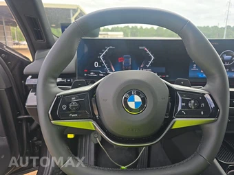 2026 BMW 5 Series Sedan 530i - miniatura 10
