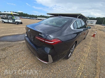 2026 BMW 5 Series Sedan 530i - miniatura 4